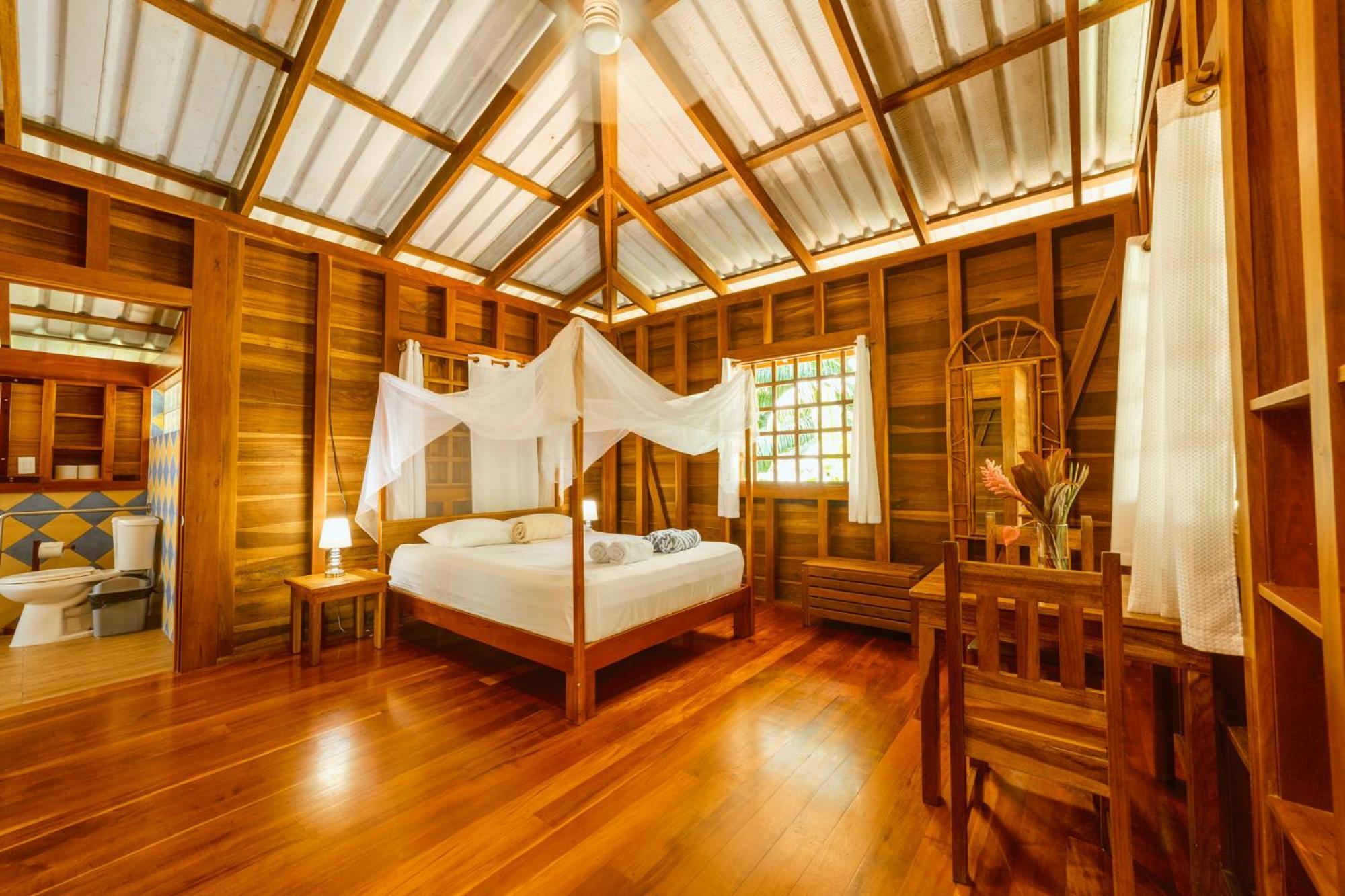 Casa Viva Lodge Puerto Viejo de Talamanca Екстериор снимка